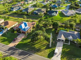 2392 SW Savage Blvd, Port Saint Lucie, FL 34953