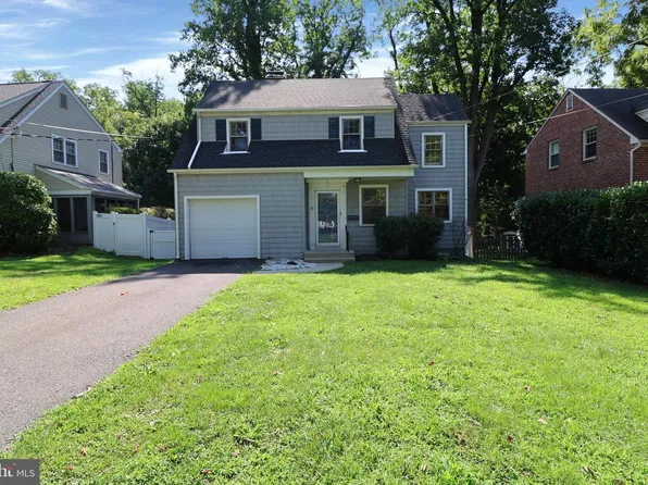 75 Park Dr, Cherry Hill, NJ 08002