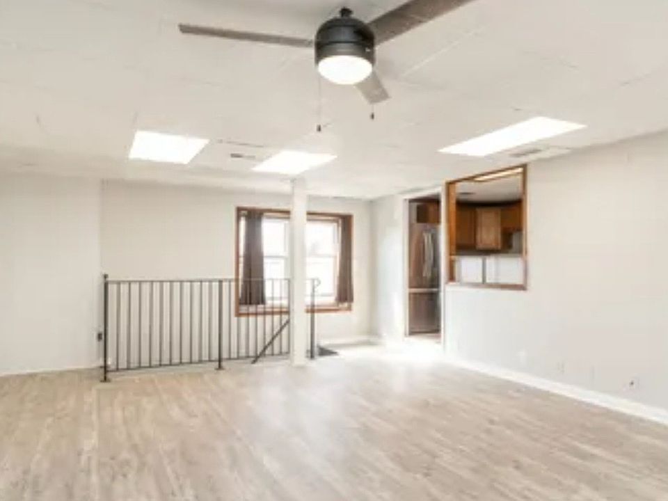 1st image of 155 N 1st St APT 5