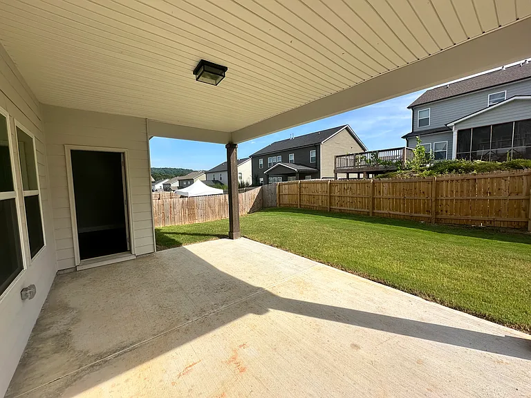 5015 Wellesley Dr — Photo 23