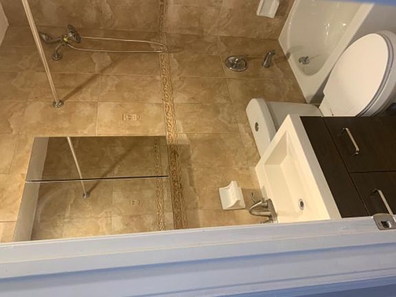 4th image of 2256 97th St #1