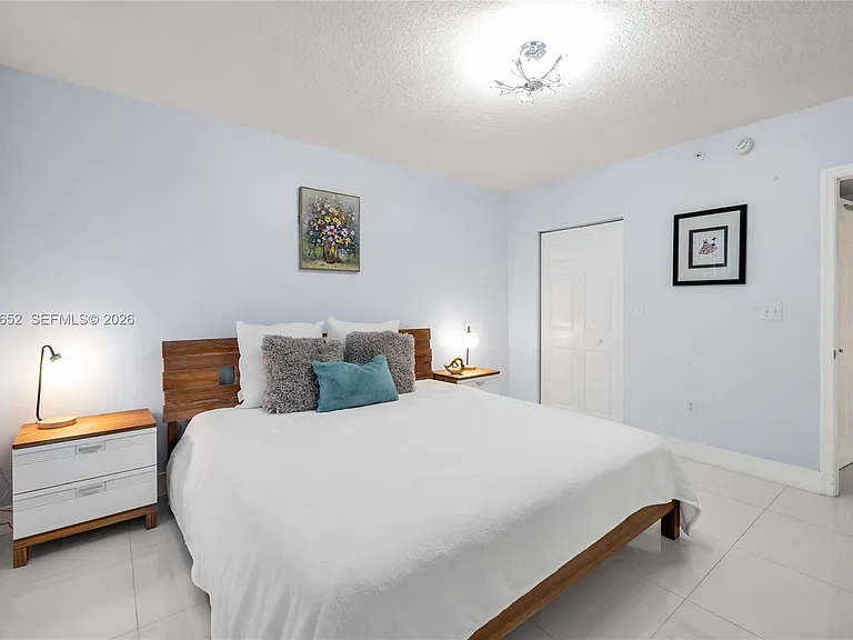 2080 S Ocean Dr #202 — Photo 14