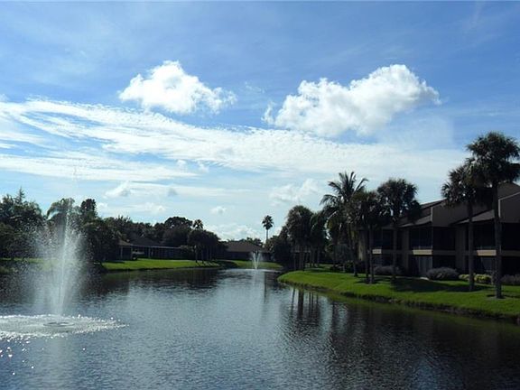 2nd image of 15488 Admiralty Cir APT 4