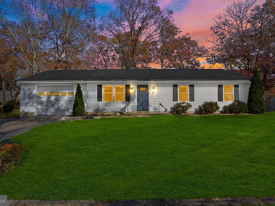 1st image of 1554 Alcova Dr