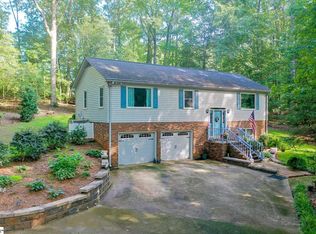 209 Holly Dr, Easley, SC 29640