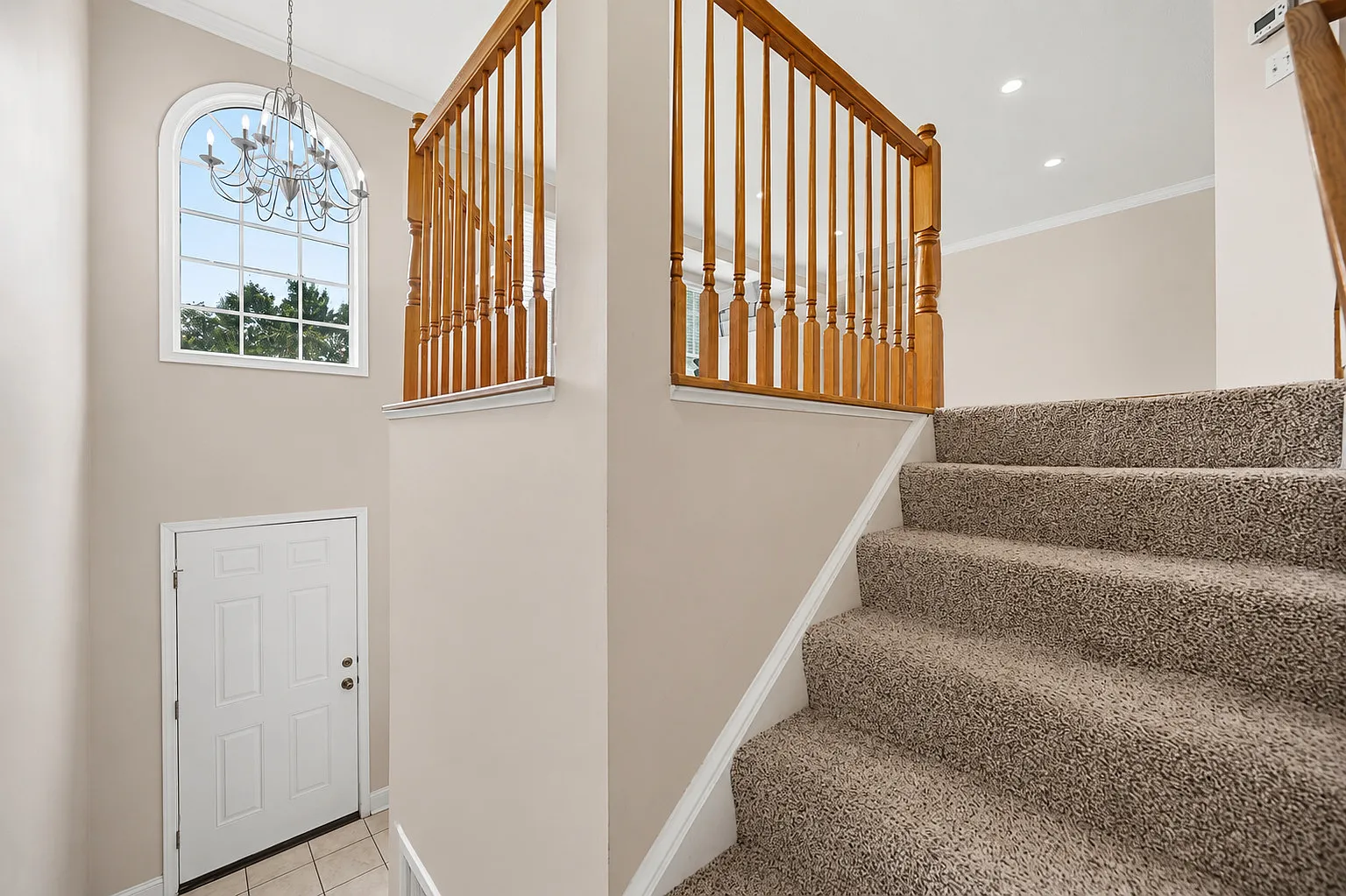 3 bed, 2.5 bath, 1652 sqft, $2,785 — Photo 3