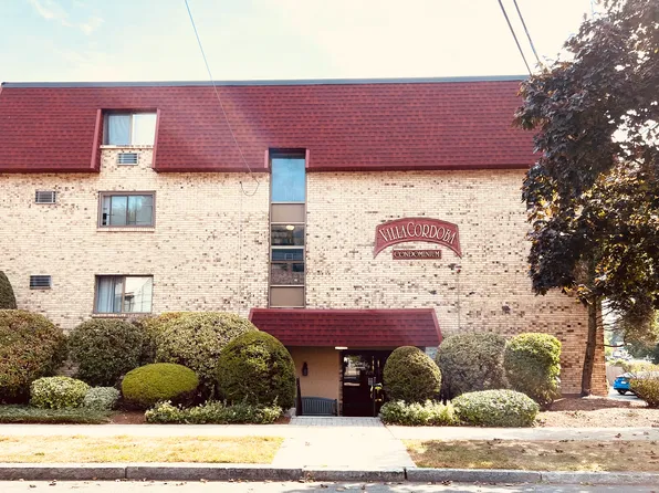 43-51 Albion St #B7, Melrose, MA 02176