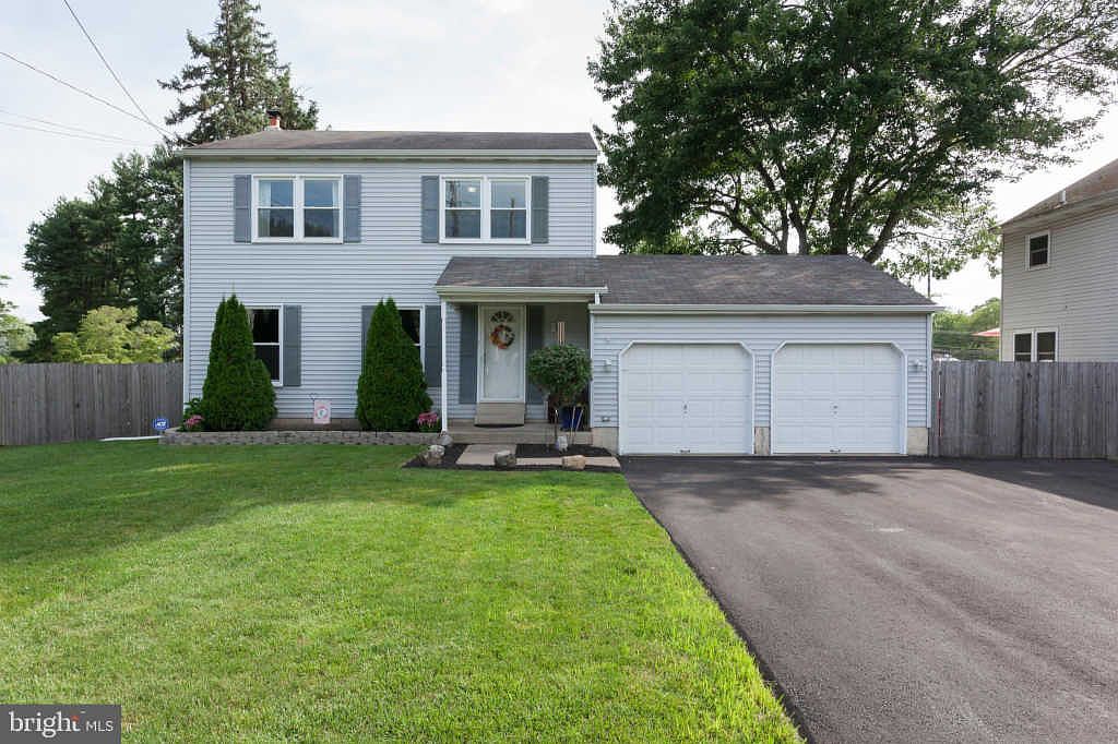 282 Maple St, Warminster, PA 18974 Zillow