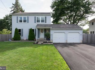 282 Maple St, Warminster, PA 18974