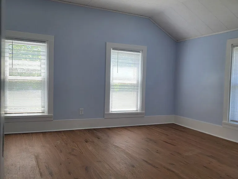 20 E Courtney St #2 — Photo 7