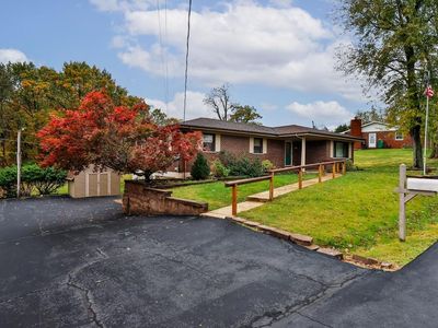 2706 Kenny Ln, Imperial, MO, 63052