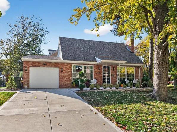 2964 Milton Blvd, Saint Louis, MO 63104