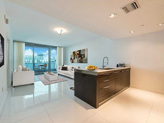 3rd image of 200 S Biscayne Blvd #4309