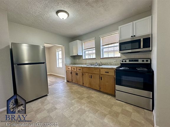 4th image of 1353 Willow St