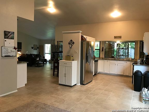 5th image of 3322 Jenkins Dr