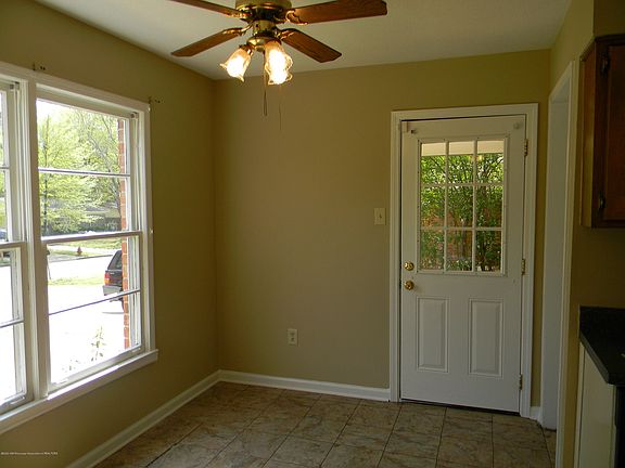 4th image of 550 Christybrook Cv