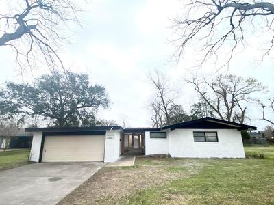 6334 Adams St, Groves, TX, 77619