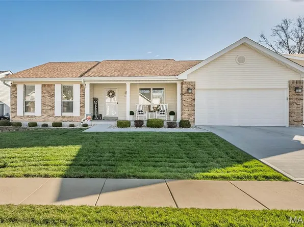 5842 Westcliffe Dr, Saint Louis, MO 63129