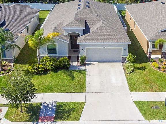 2nd image of 10502 Scenic Hollow Dr