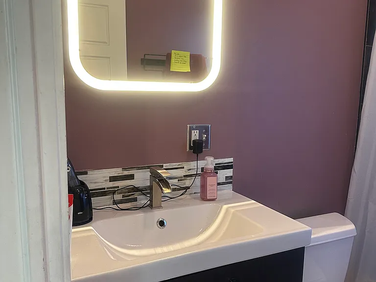 3018 W Belle Plaine Ave #1 — Photo 3