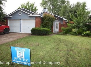 4720 Poppy Dr E, Fort Worth, TX 76137