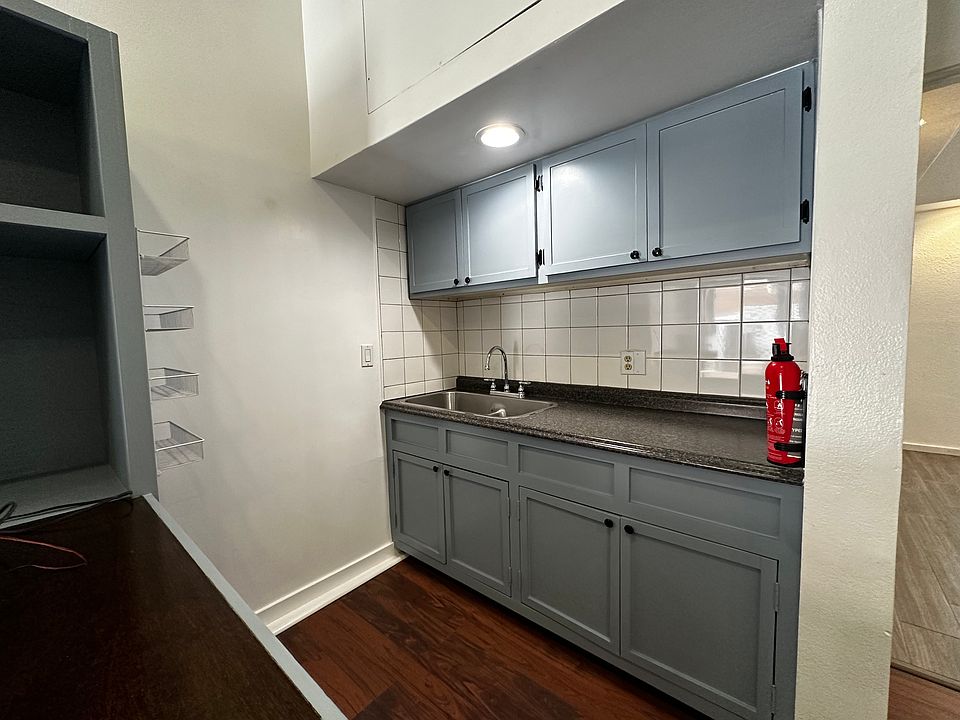 sink & counter