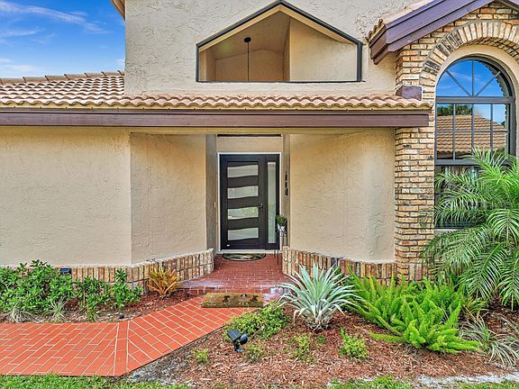 5th image of 8087 Cassia Drive
