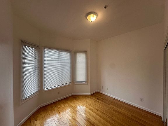 3rd image of 222 12th Ave