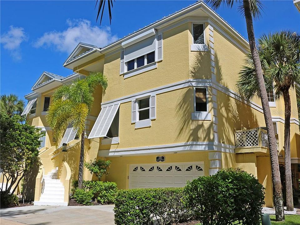 1st image of 3982 Hamilton Club Cir