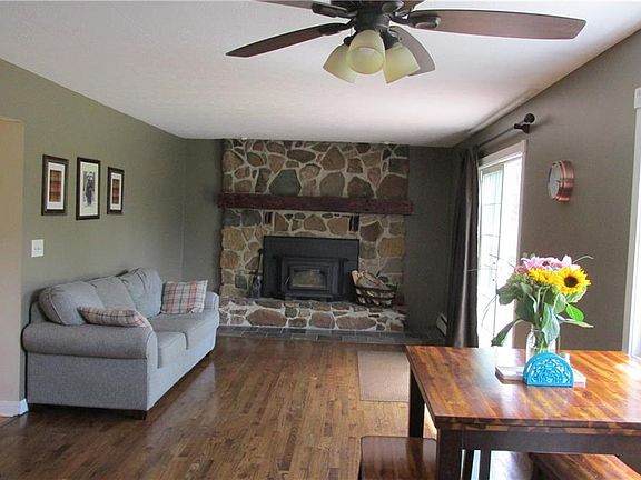 5th image of 10350 Pinegate Dr