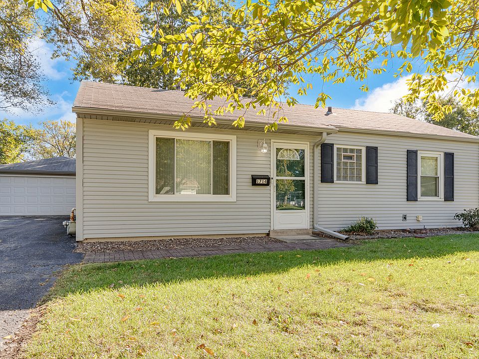 2nd image of 1714 Marlboro Ln