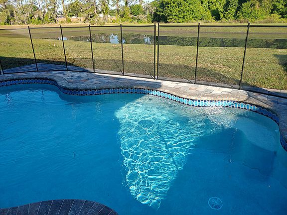 12150 Creek Preserve Drive - Sparkling Free-Form Salt Water Pool