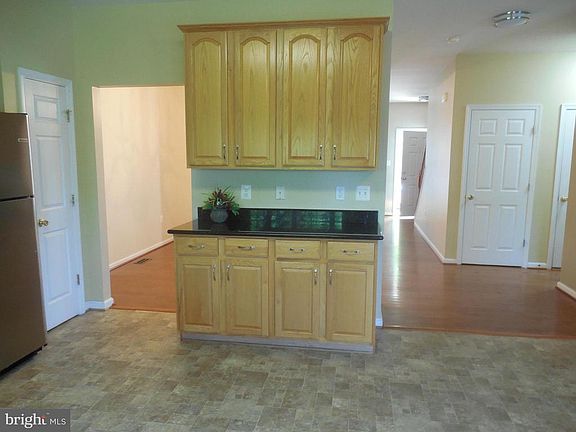 4th image of 2154 Blue Spruce Dr