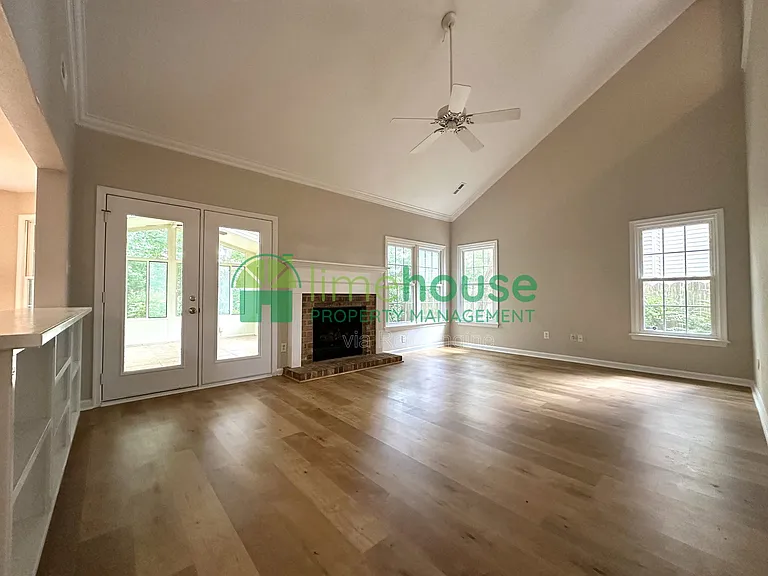 2849 Crossings Dr — Photo 1