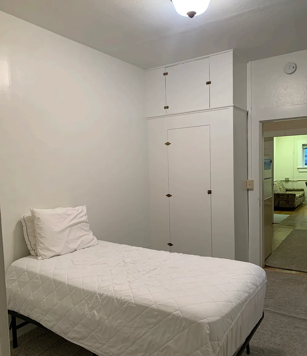207 4th Avenue - 7 — Photo 1