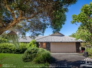 670 Hoene St, Makawao, HI 96768