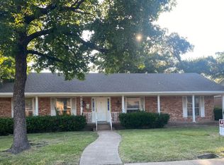 5920 N Jim Miller Rd, Dallas, TX 75228