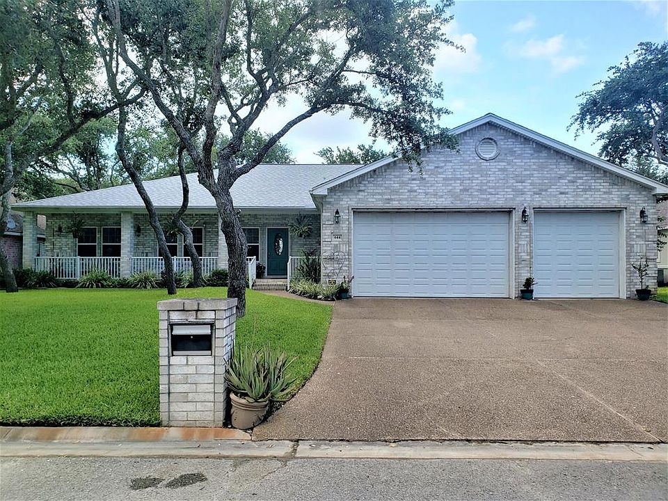 1st image of 444 Augusta Dr