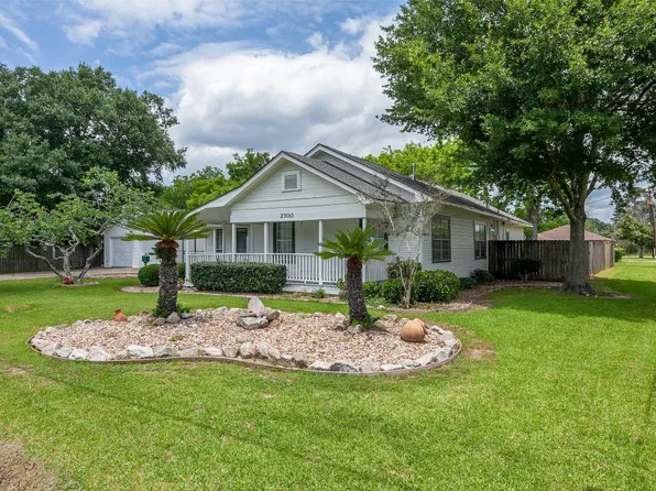 2700 Blanchette St, Beaumont, TX 77701