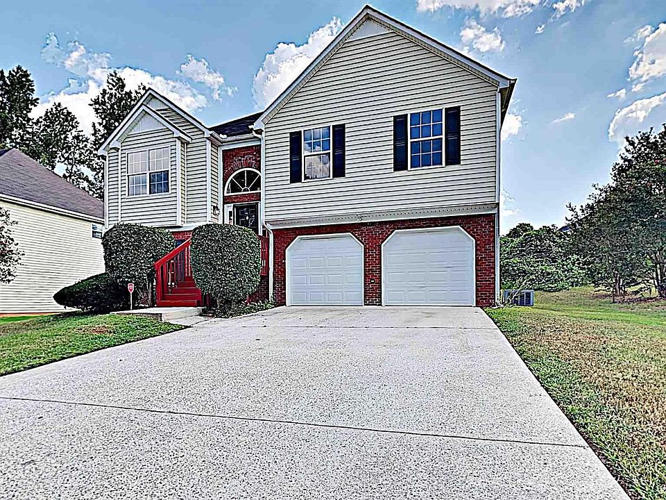 2nd image of 2029 Rhinehart Rd
