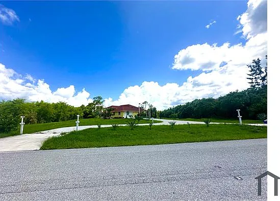 12522 Hamlin Blvd — Photo 38
