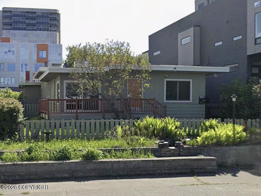 1st image of 521 N St APT A