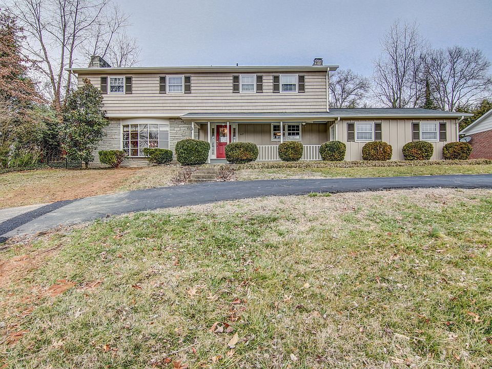 1st image of 360 Valley Dr