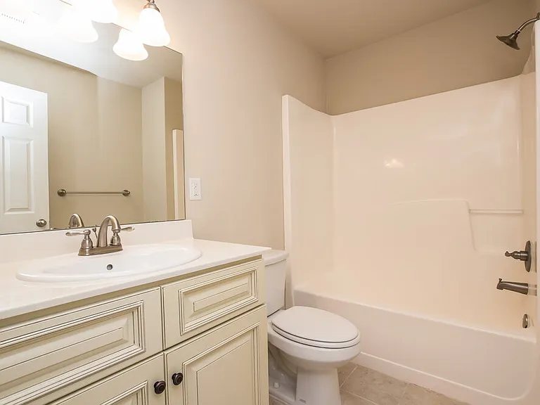 62 Prescott Dr — Photo 8
