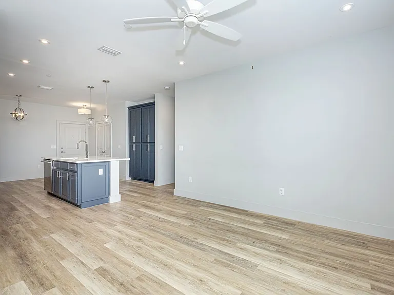 2501 Bienville Blvd #424 — Photo 16