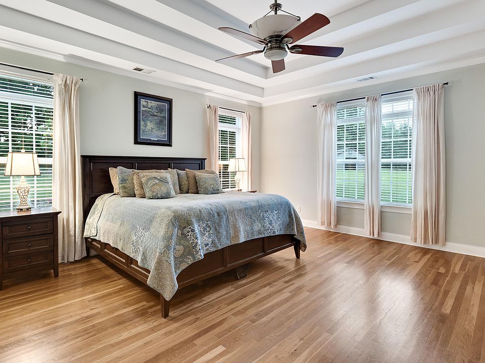 16th image of 1095 Culbreath Rd