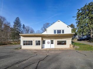 1141 S Meriden Rd, Cheshire, CT 06410