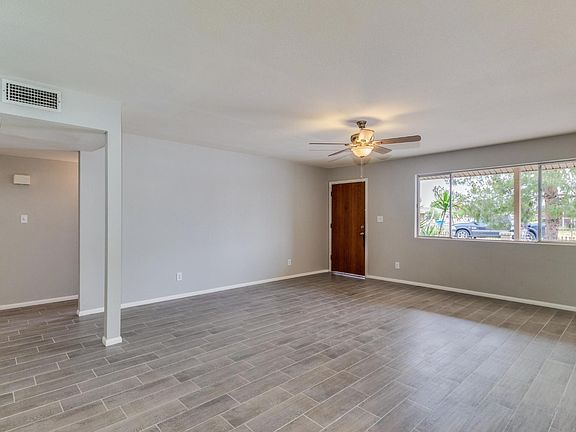 5th image of 2256 N 58th Dr