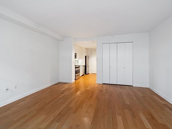 4th image of 189 Schermerhorn St APT 10J