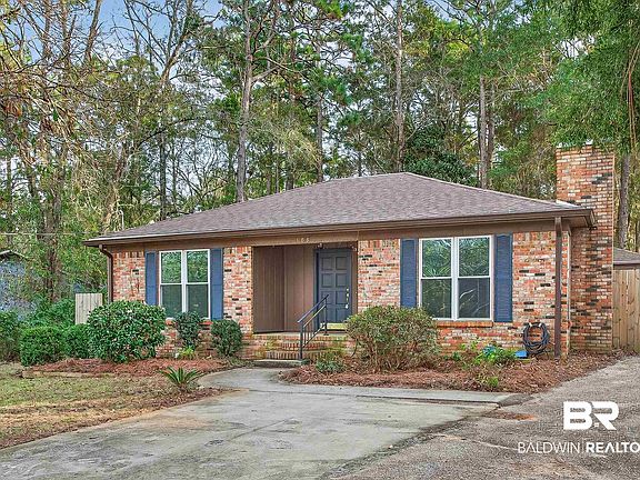 2nd image of 103 Willowbrook Cir